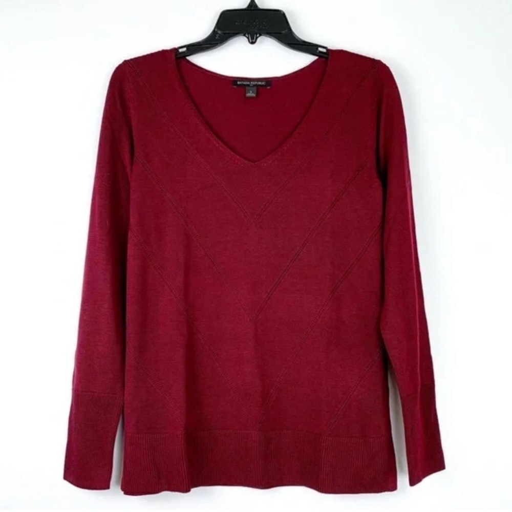Banana republic size small sweater